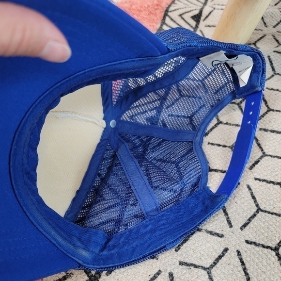 LONE WOLF RUNNERS CLUB VINTAGE HAT - Picture 10 of 10